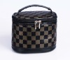 2011 latest designed shiny plaid cosmetic bags camel cosmetic bag