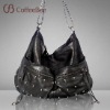 Should leather handbag black