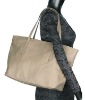 The newest fashion shopping bag for young lady