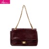 trendy handbag for lady